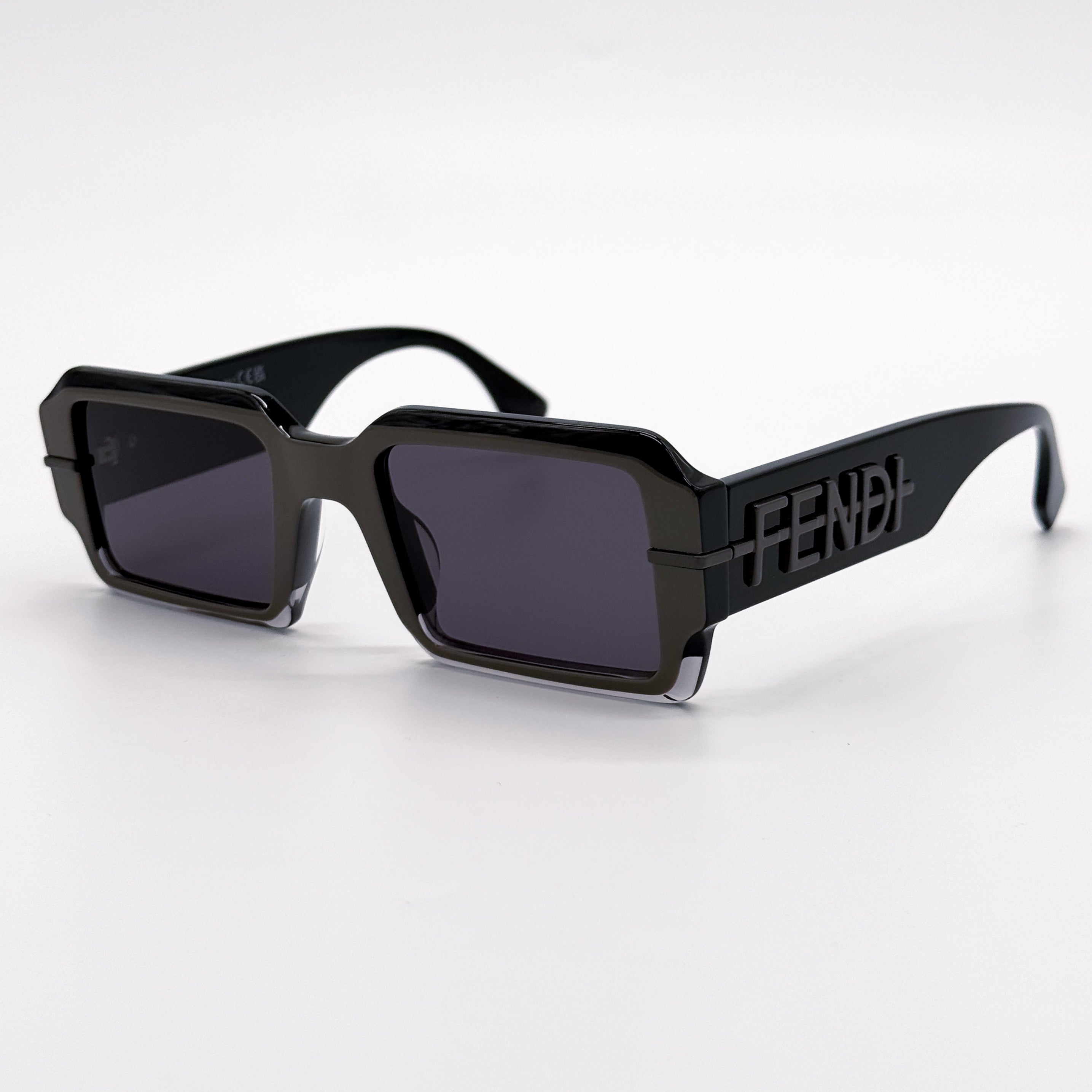 FENDI FE40073U 05A
