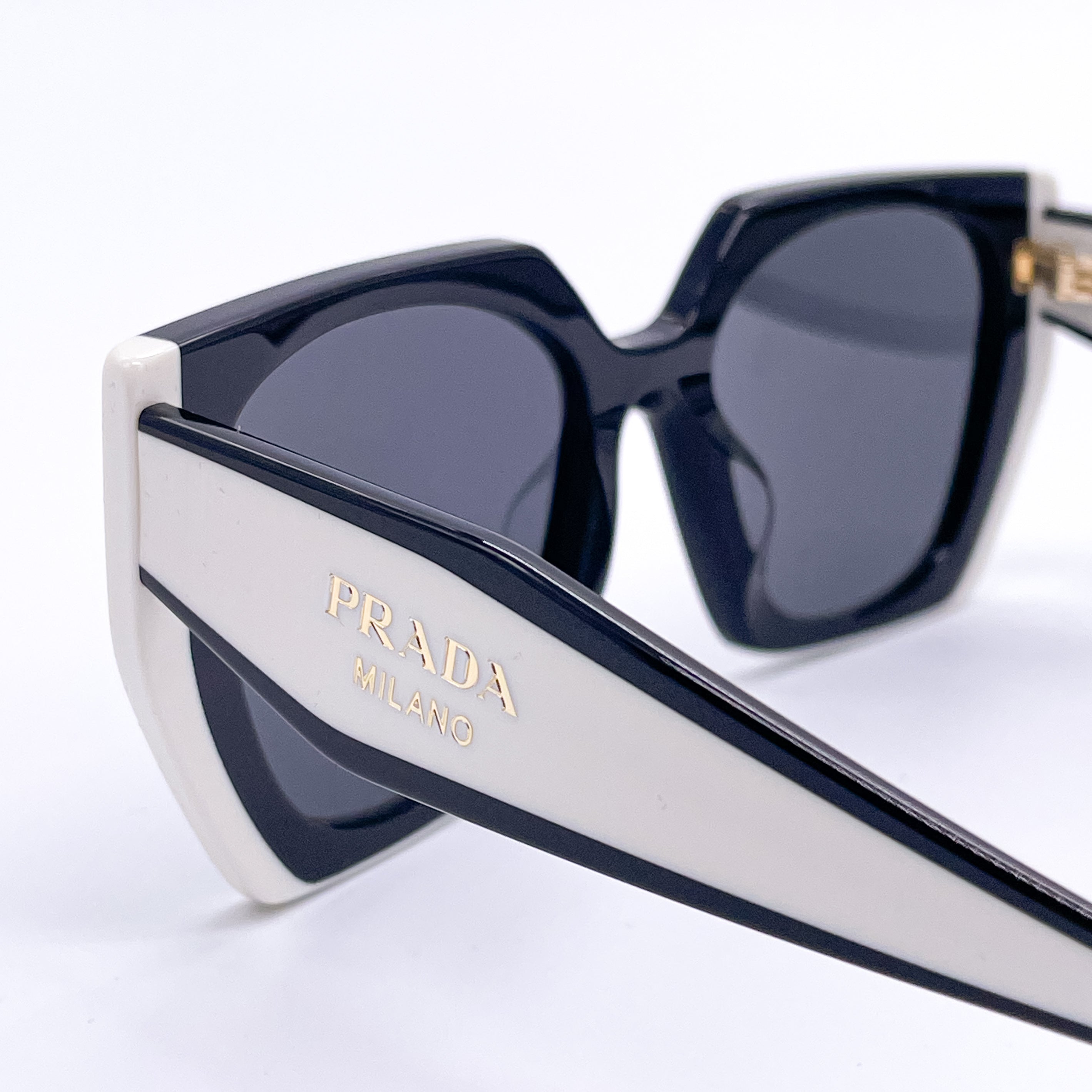 PRADA PR15WSF 09Q5S0