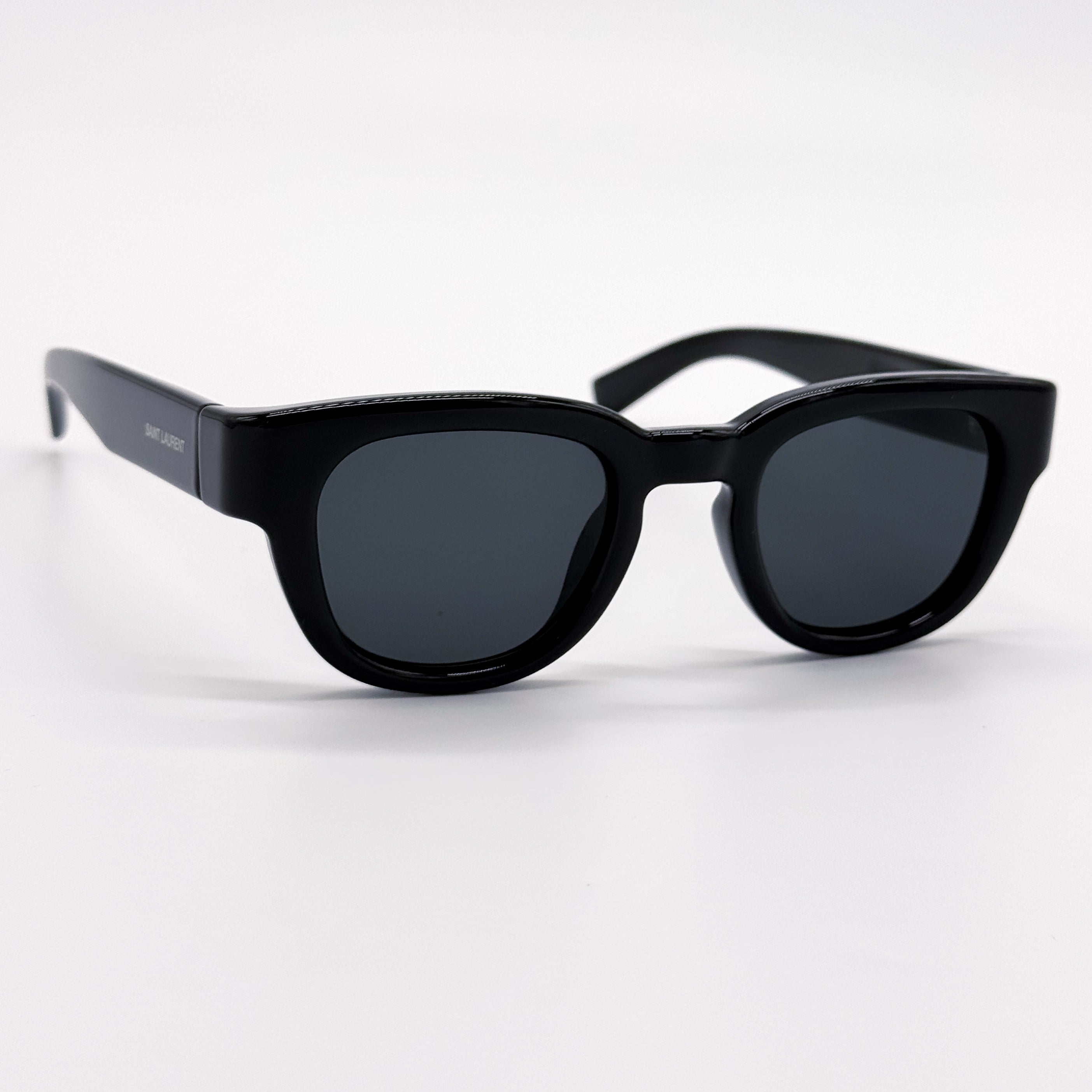 SAINT LAURENT SL675 001
