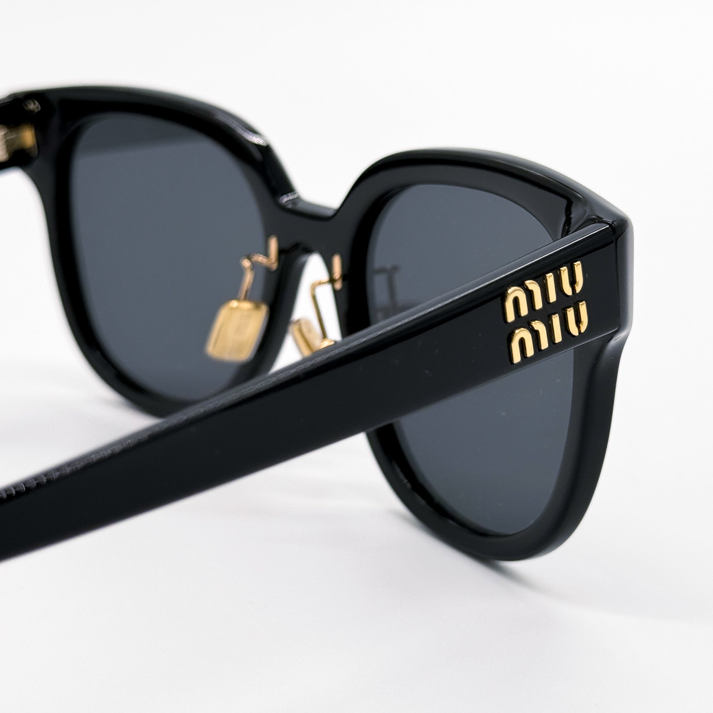 MIU MIU MU01ZS 1AB5S0 SUNGLASSES MU 01ZS