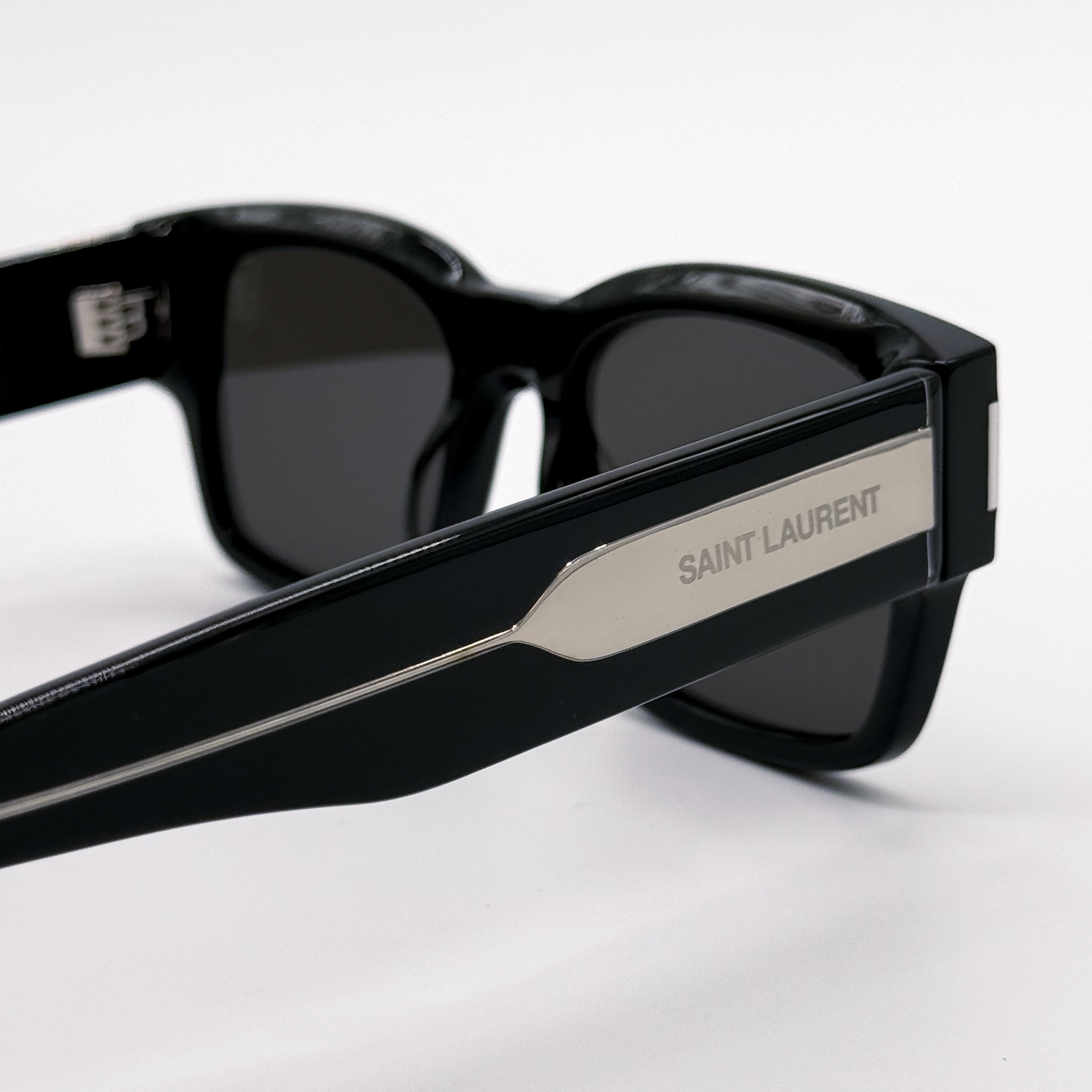 SAINT LAURENT SL617 001