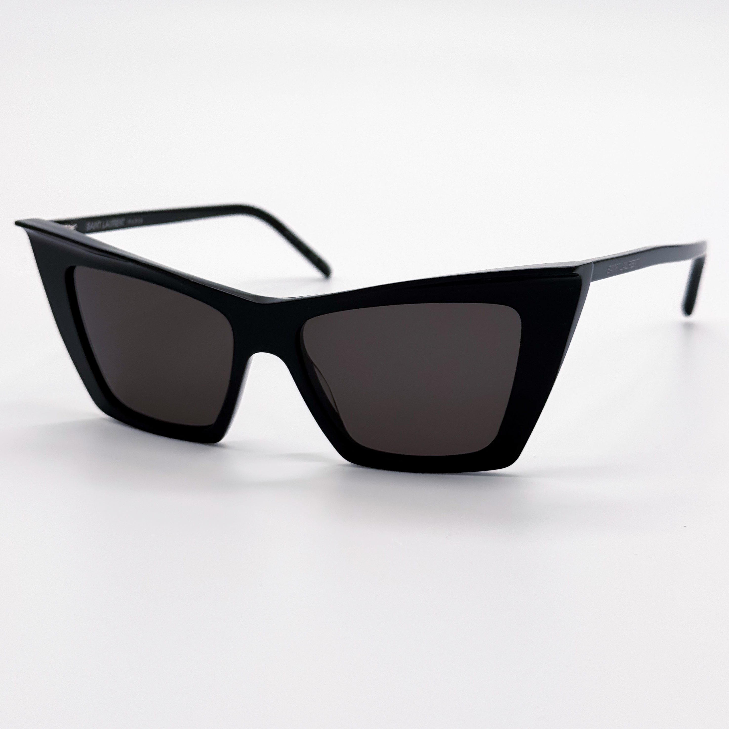 SAINT LAURENT SL372 001