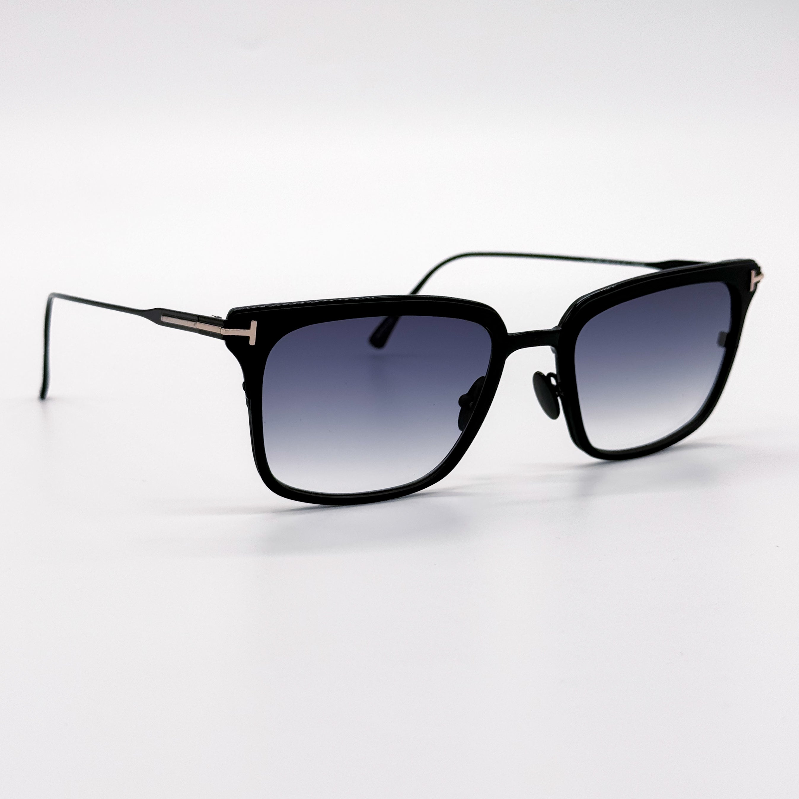 TOM FORD HAYDEN TF831 02B
