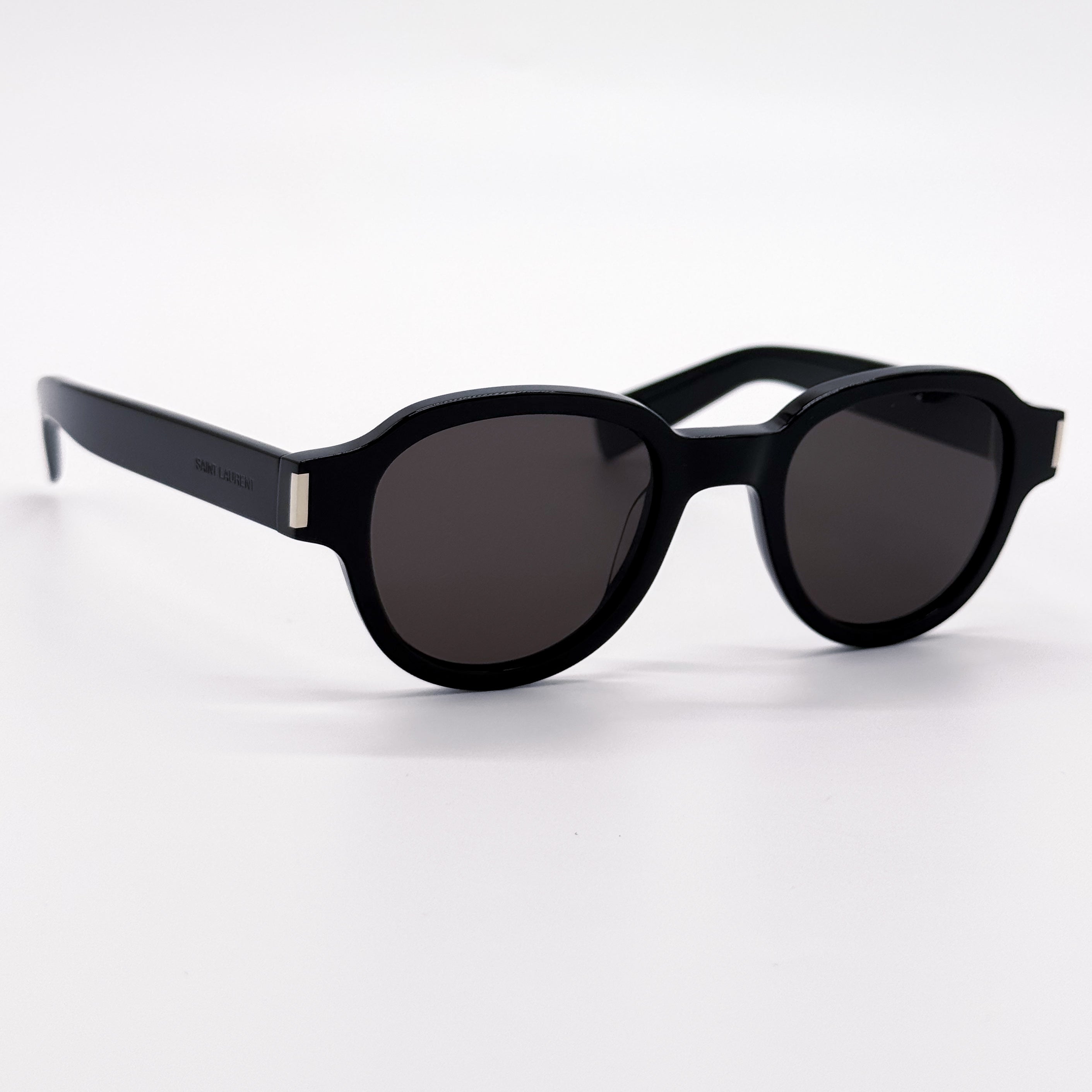 SAINT LAURENT SL546 001