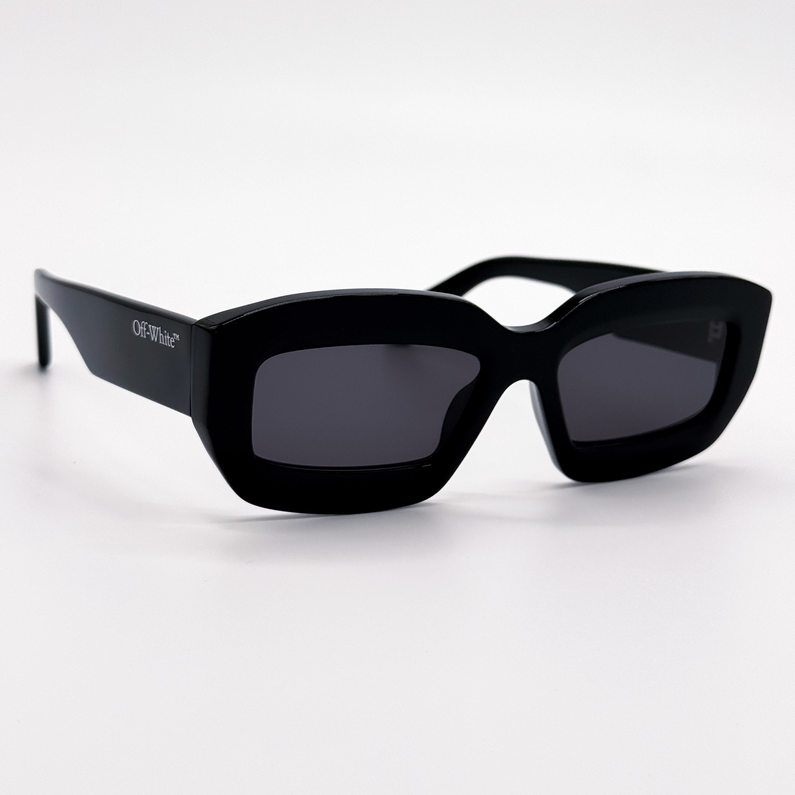 OFF-WHITE OERI138 CHARLOTTE 1007
