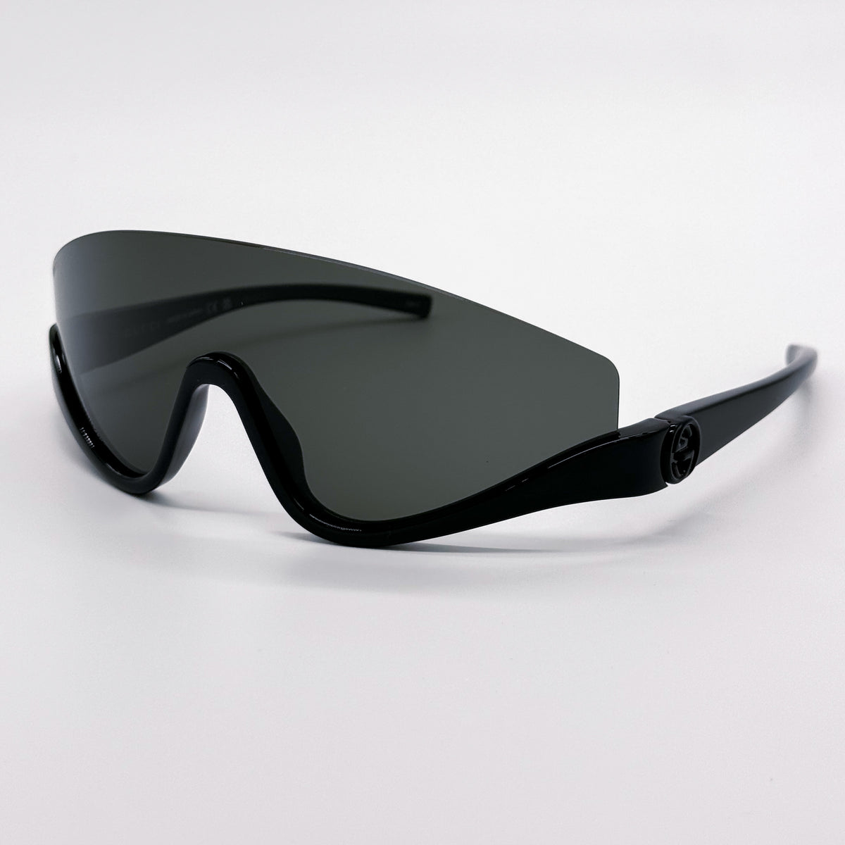 New, GUCCI Sunglasses GG1650S 001 Authentic NEW GUCCI GG1650S 001 BLACK GREY AUTHENTIC SUNGLASSES main image 3