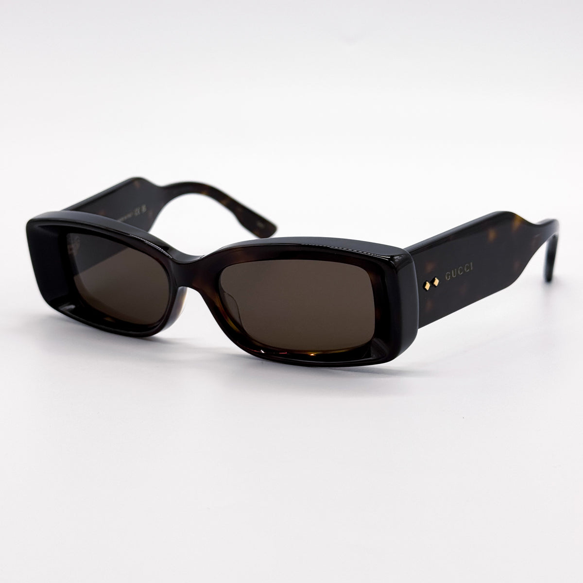GUCCI GG1528S 002