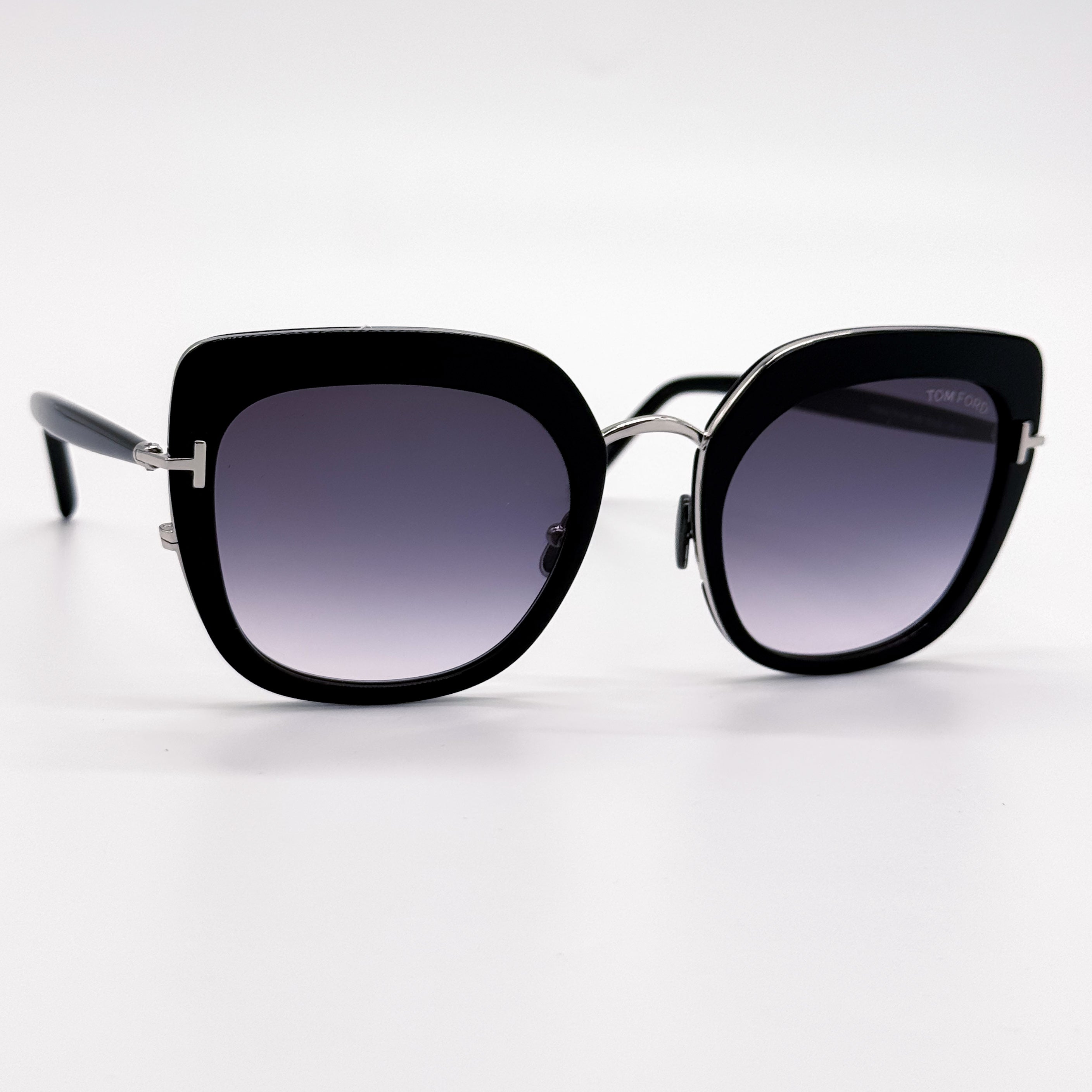 TOM FORD VIRGINIA TF945 05B
