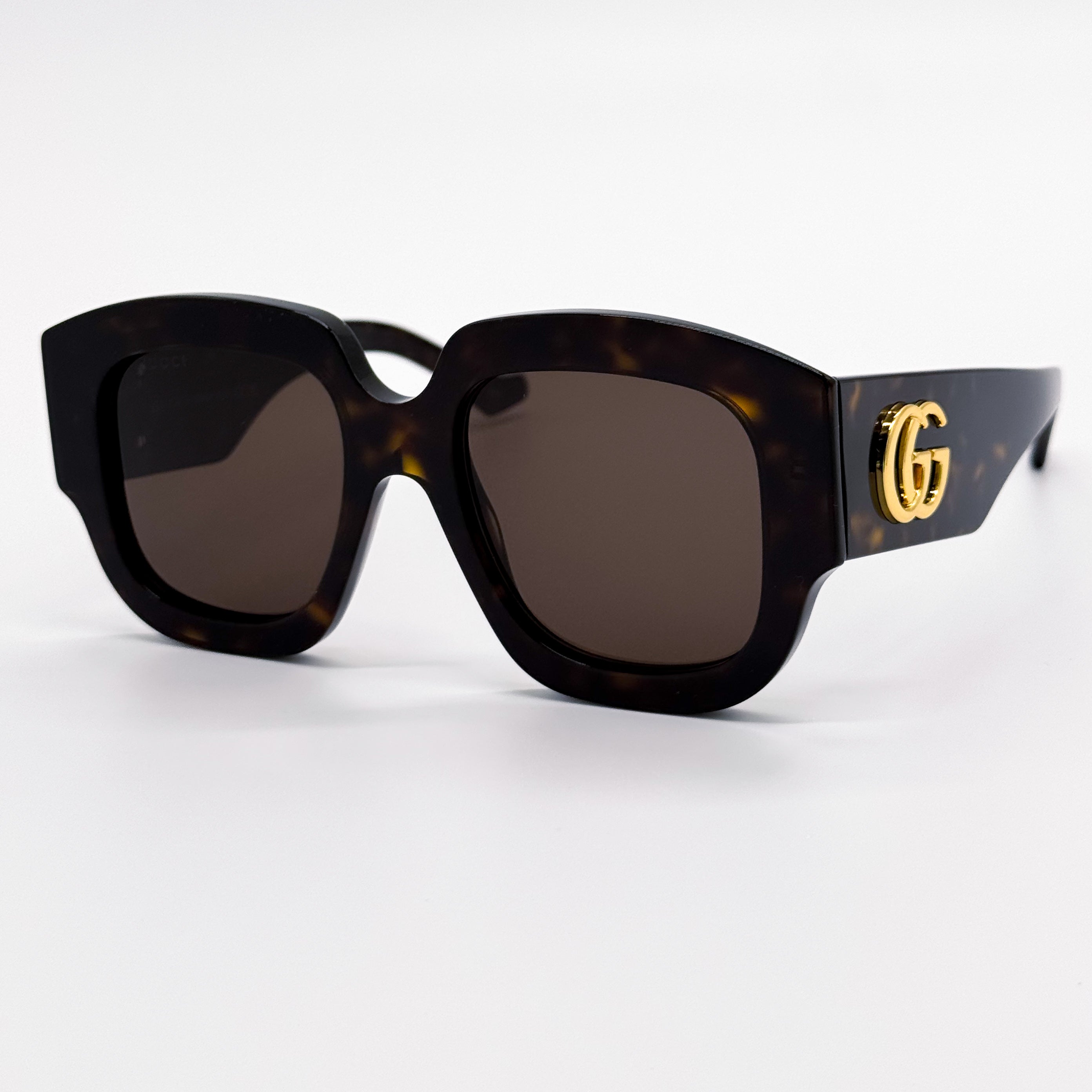 GUCCI GG1546S 002