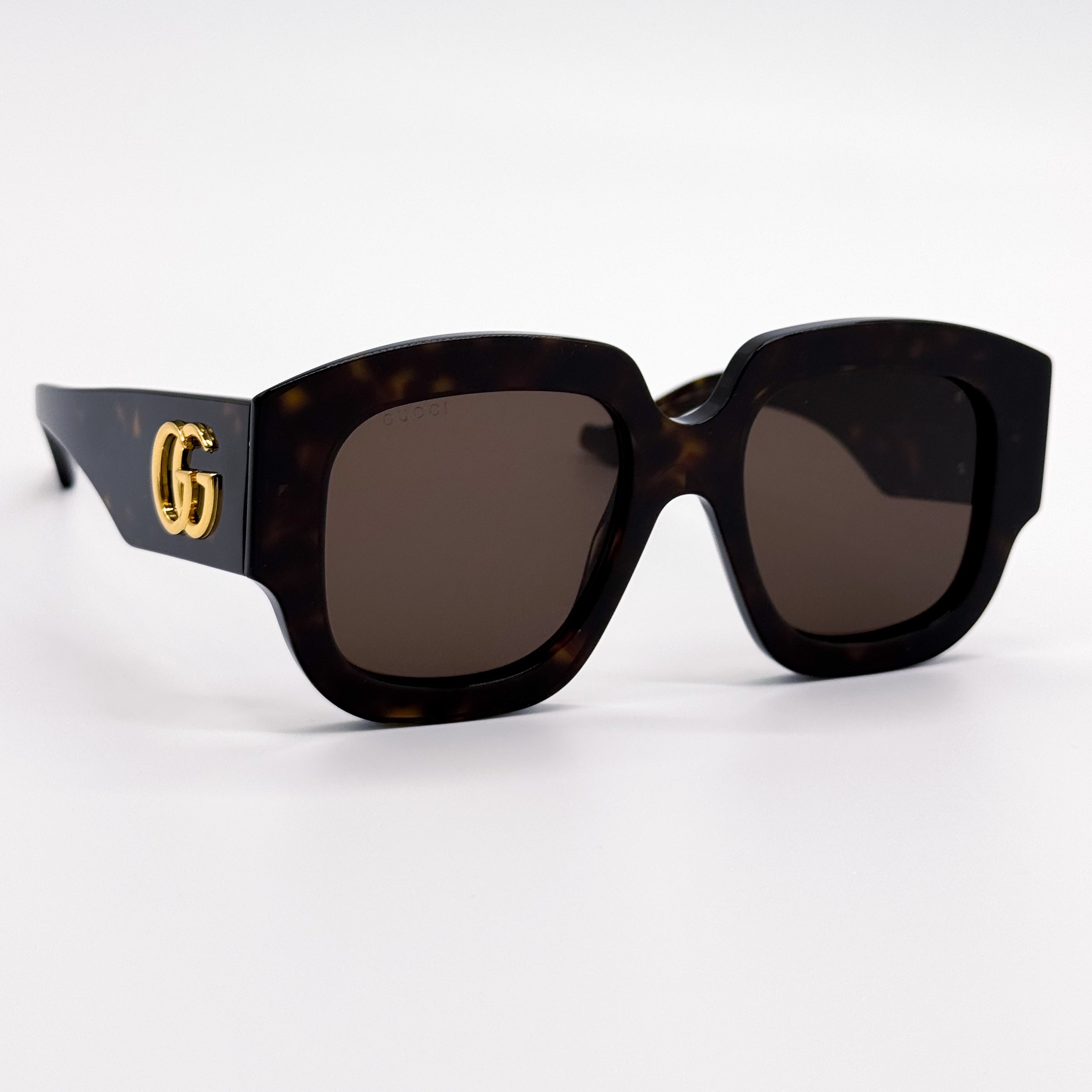 GUCCI GG1546S 002