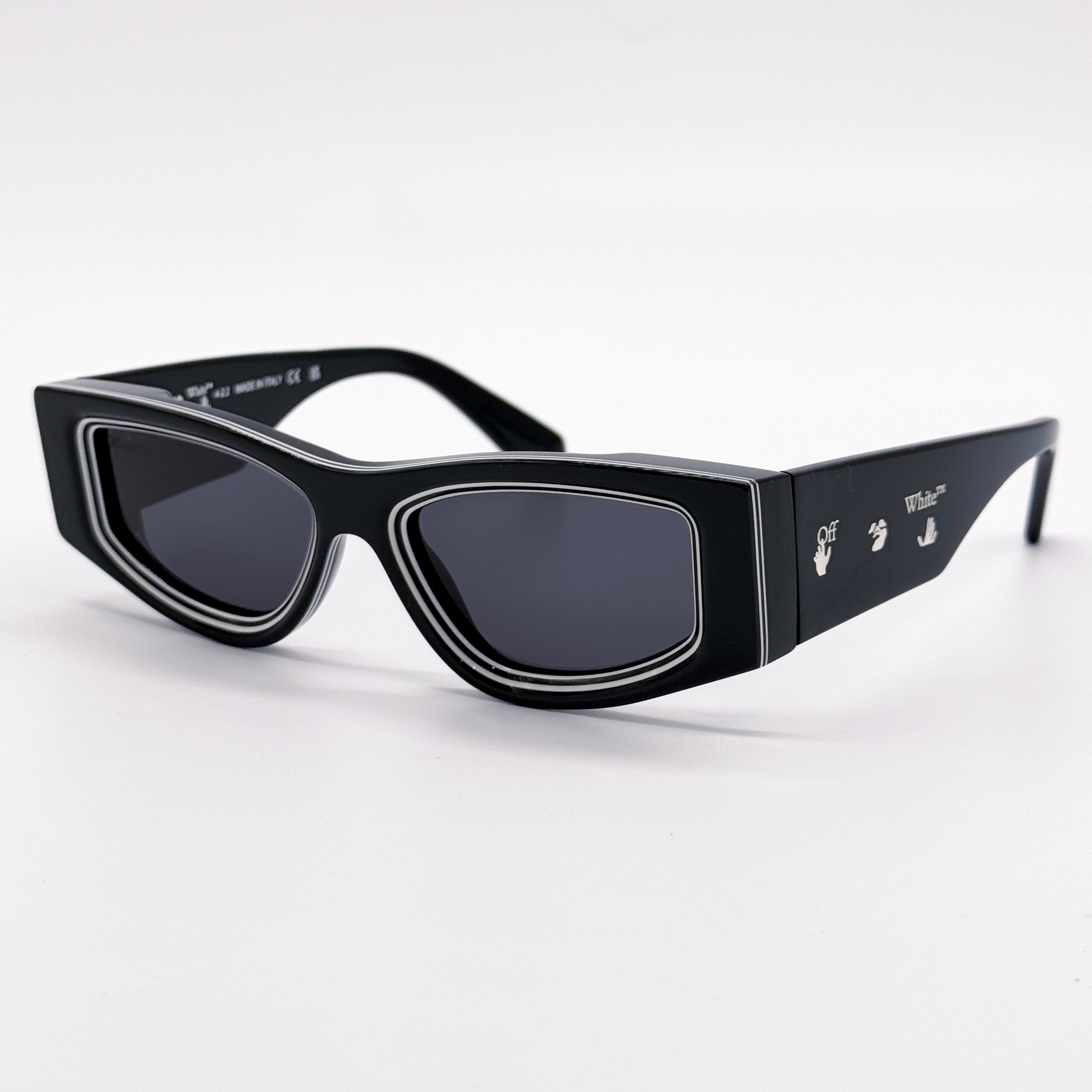 OFF-WHITE ANDY BLACK