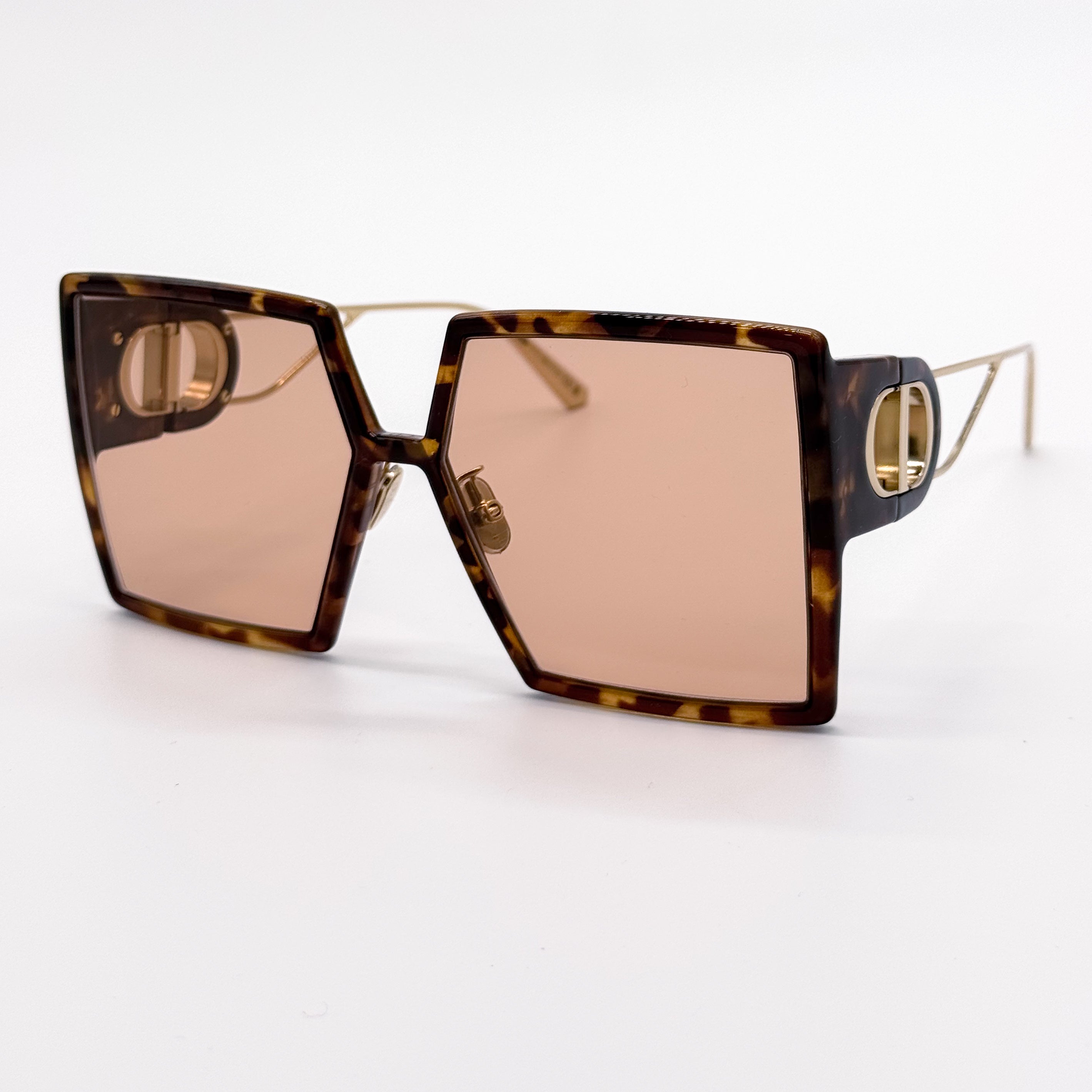 DIOR 30MONTAIGNE SU 26L0