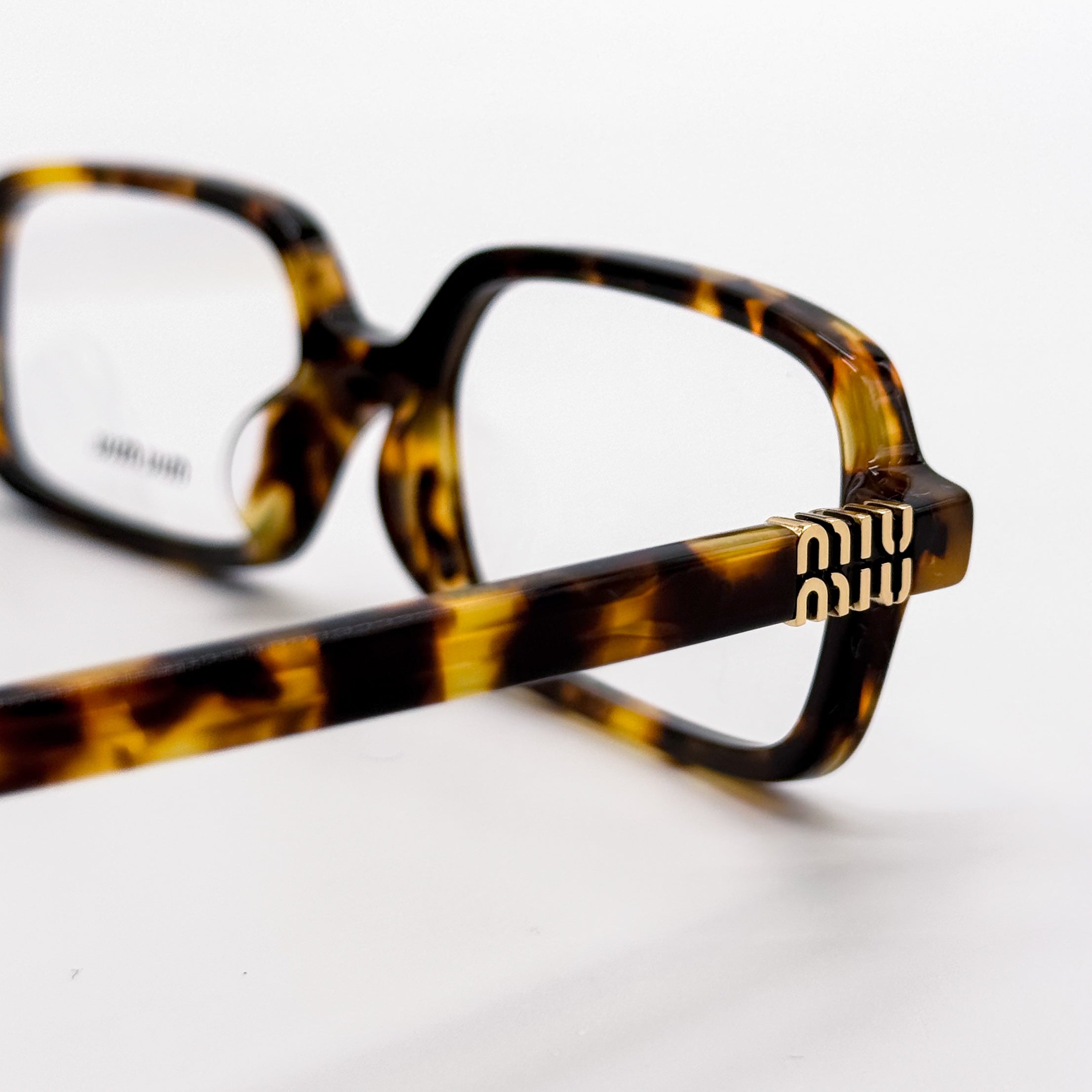 MIU MIU MU01YV 14L1O1