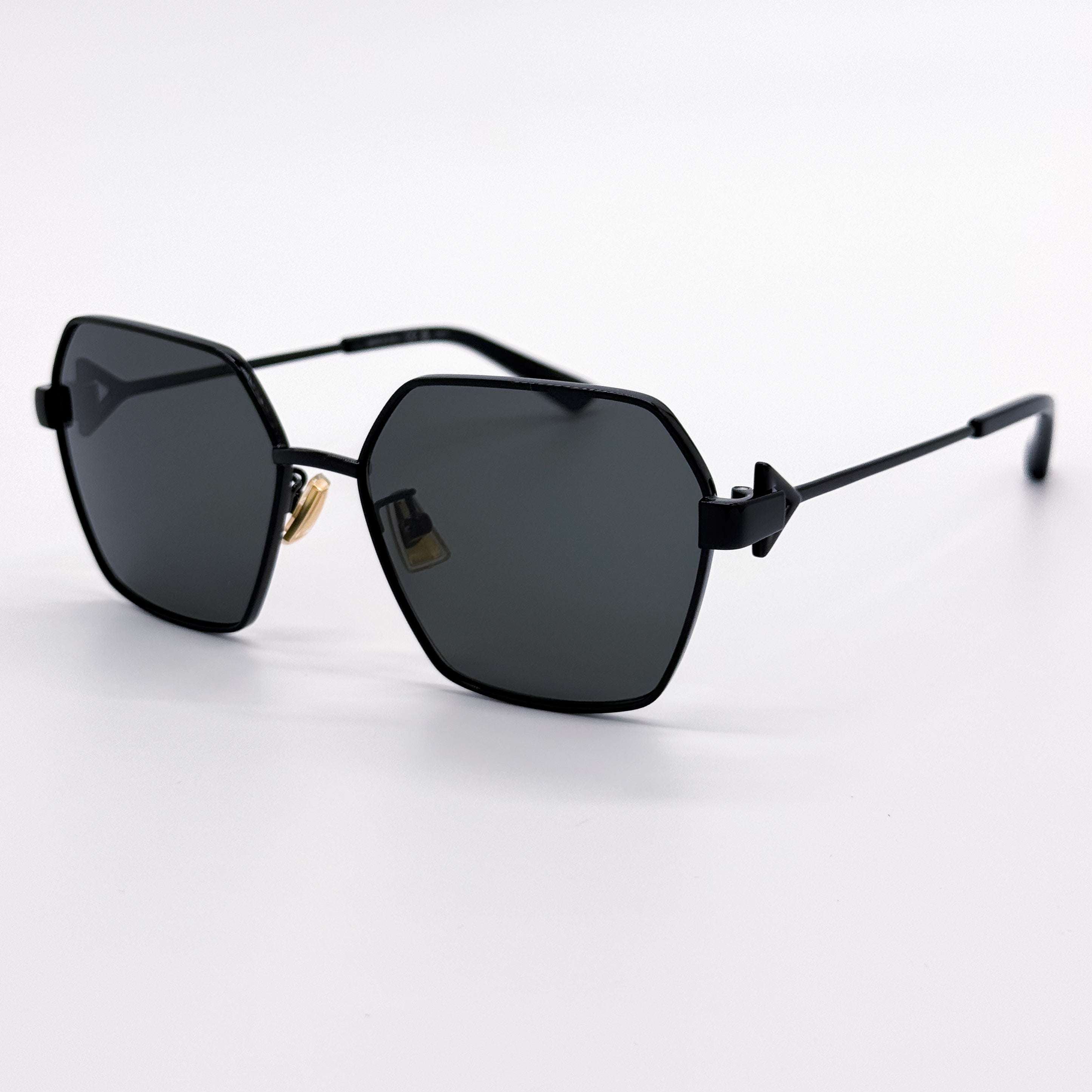 BOTTEGA VENETA BV1224S 001