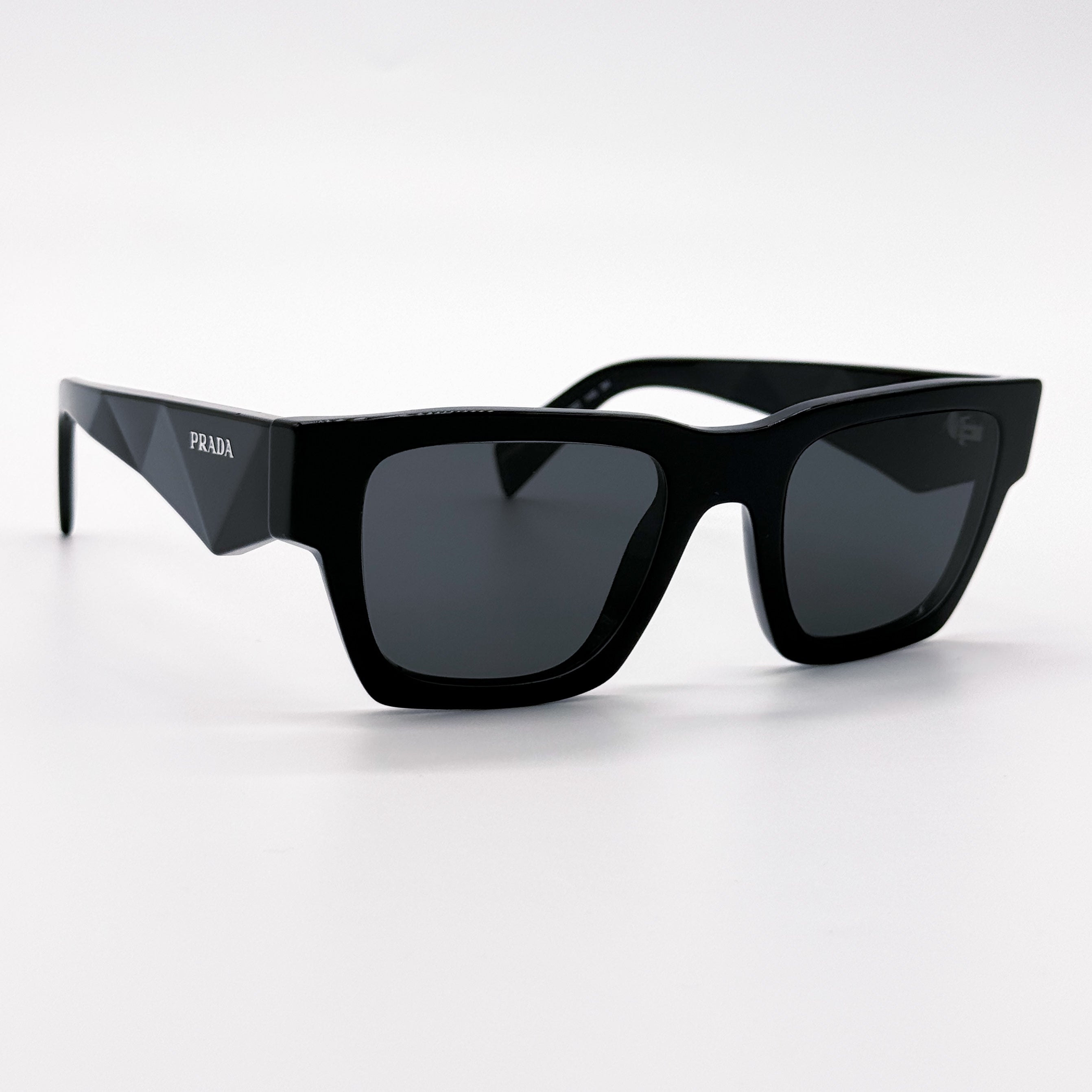 PRADA PRA06S 16K08Z SUNGLASSES SPRA06