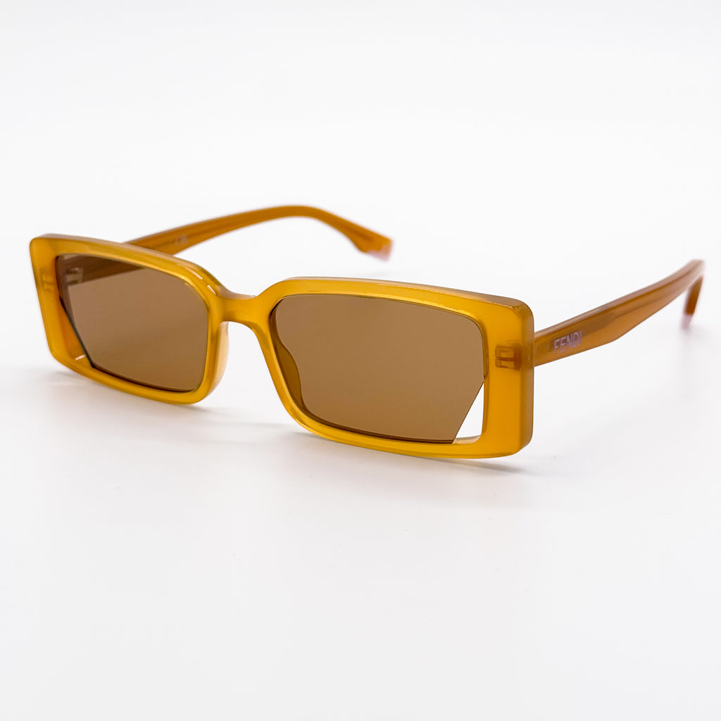 Final Price! Fendi FE40164I 44J Sunglasses Sunglasses FENDI Square FE40144I 01V 54-17 Black in stock main image 4