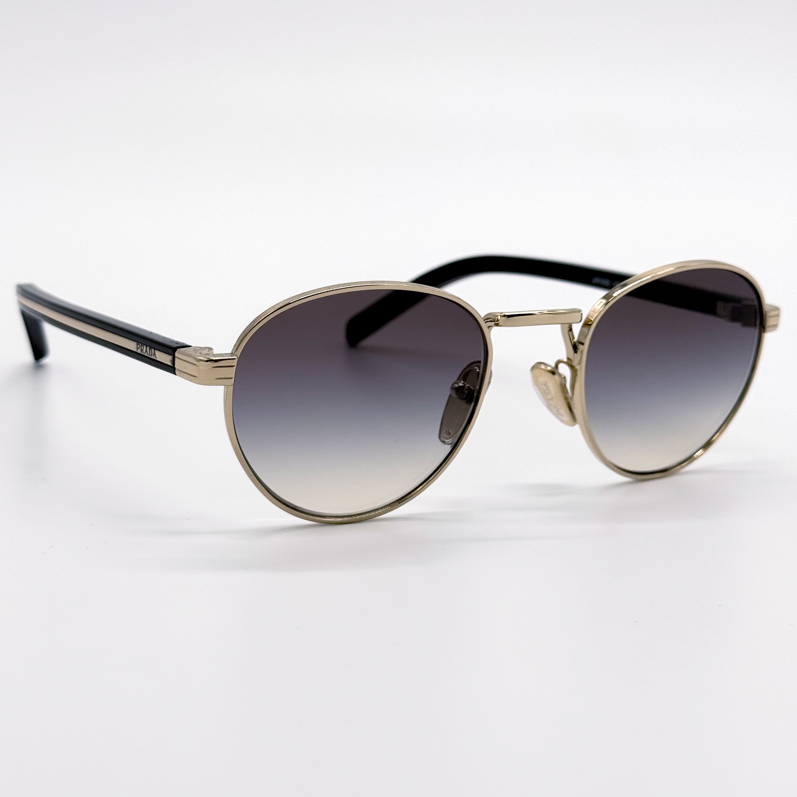 PRADA PRB52S ZVN02C