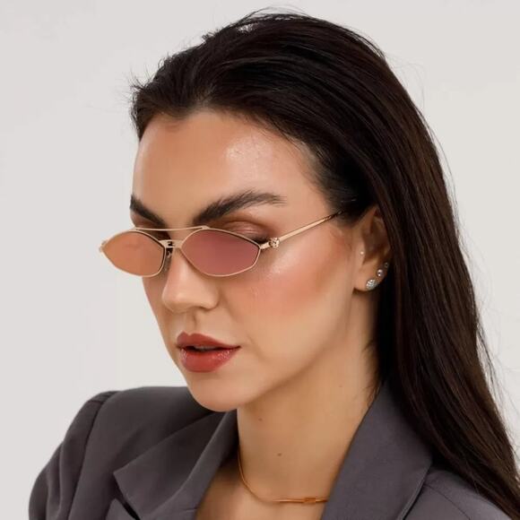 FENDI FE40114U-Y 33U